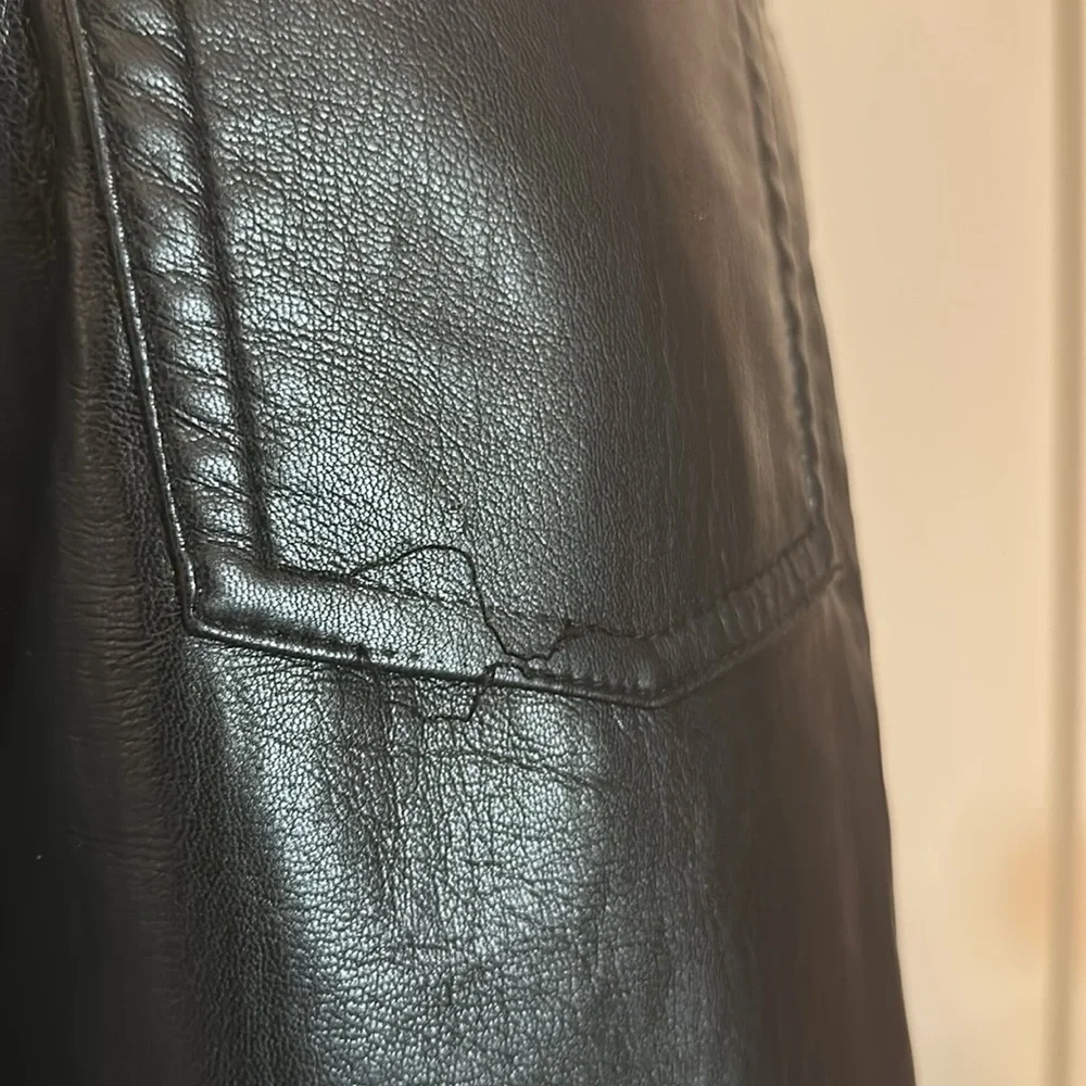 Aritzia Wilfred The Melina vegan leather black 6 high waisted straight leg pants